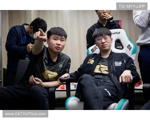 DOTA2热议FPX战队意识争议引发玩家热烈讨论与反思