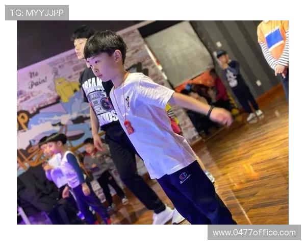 广州街舞队在全国街舞技术排行榜中荣获第九名的荣耀时刻