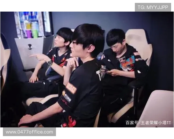 王者荣耀战队FPX配合策略深度解析与实战应用探讨 王者荣耀战队FPX配合策略深度解析与实战应用探讨