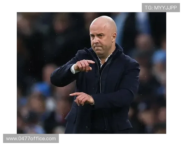 亨克对阵利物浦精彩视频直播全程回顾与赛后分析