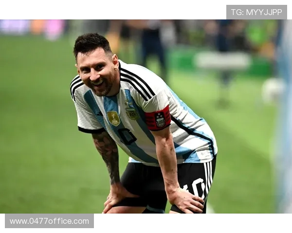 马丁内利的崛起之路：从青涩小将到足球场上的闪耀明星